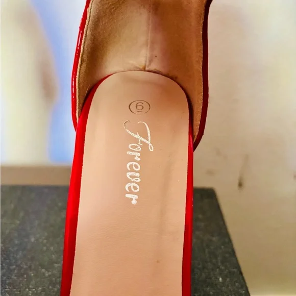Elegant Women’s Sz 6 Red Patent Leather Heels - Picture 10 of 14